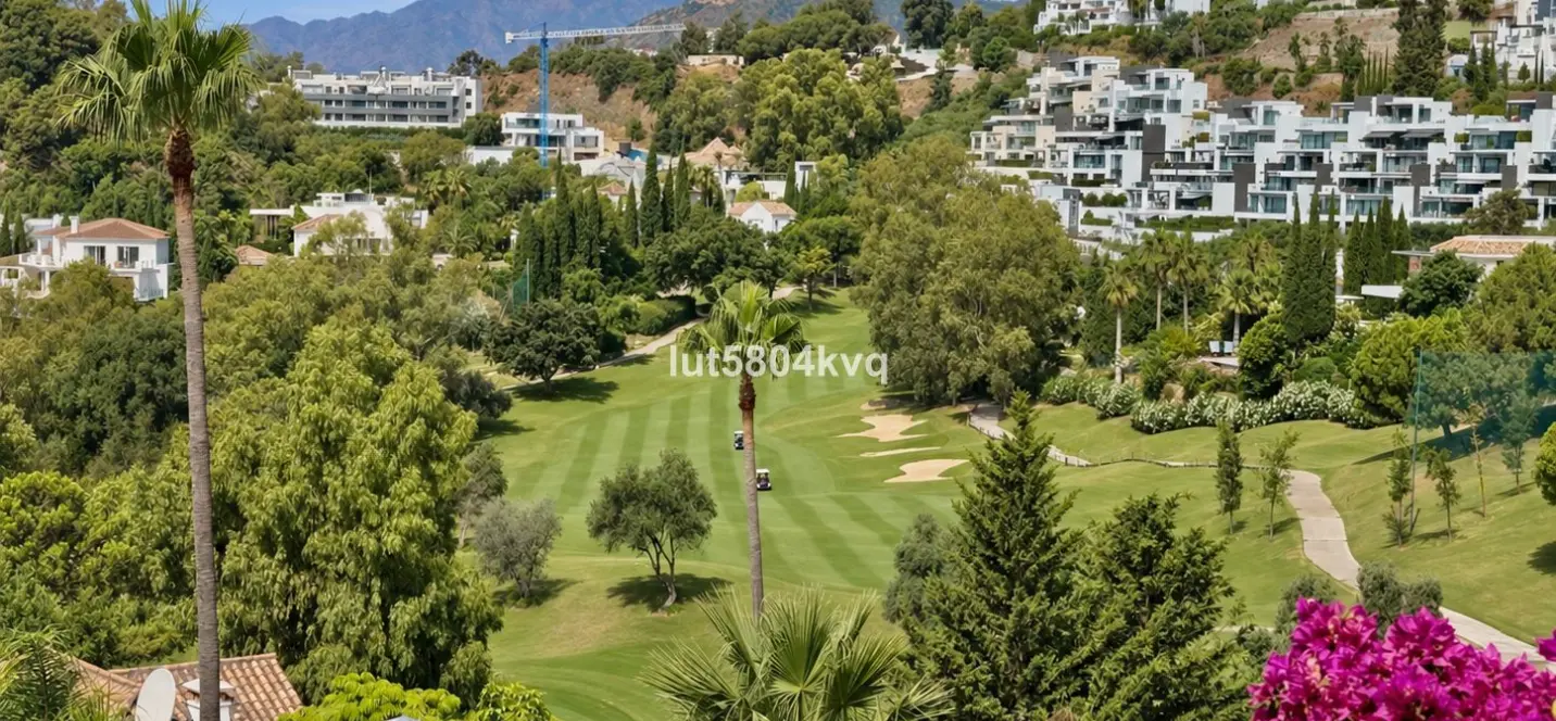 Venta de apartamento en planta baja en La Quinta 0