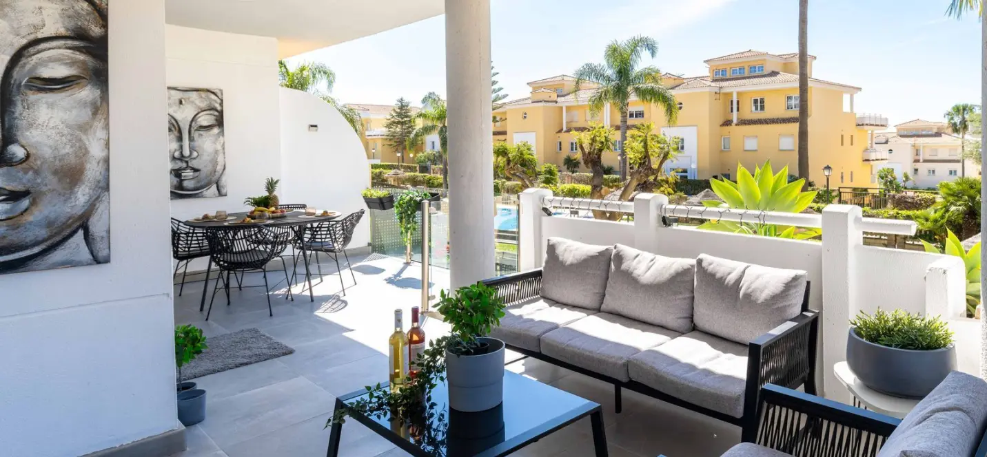 Sale of ground floor apartment in Cabopino 1