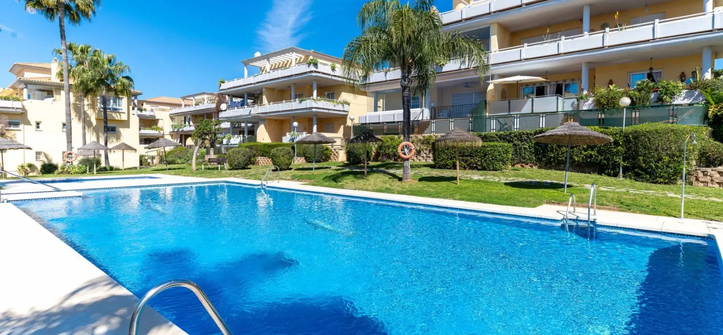 Sale of ground floor apartment in Cabopino 2