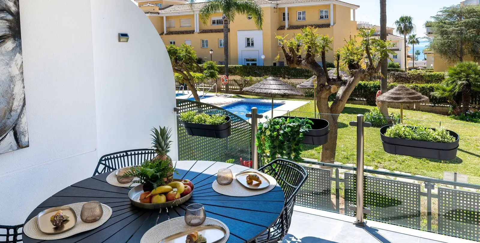 Sale of ground floor apartment in Cabopino 5