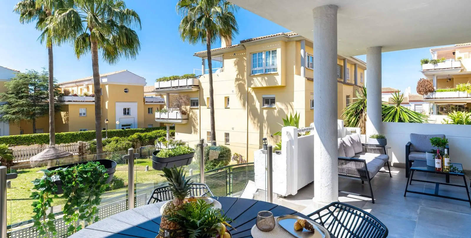 Sale of ground floor apartment in Cabopino 6