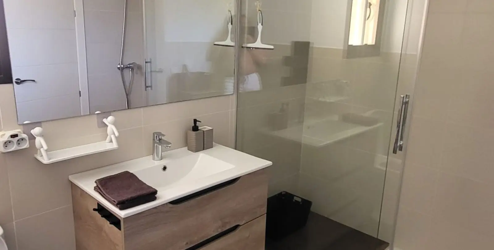 Sale of penthouse in Casares 19