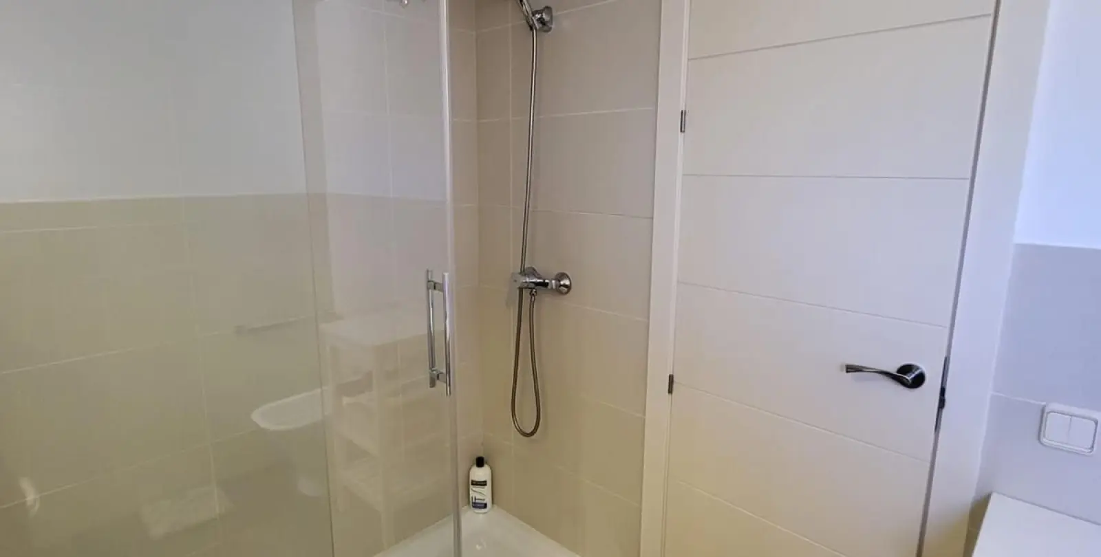 Sale of penthouse in Casares 21