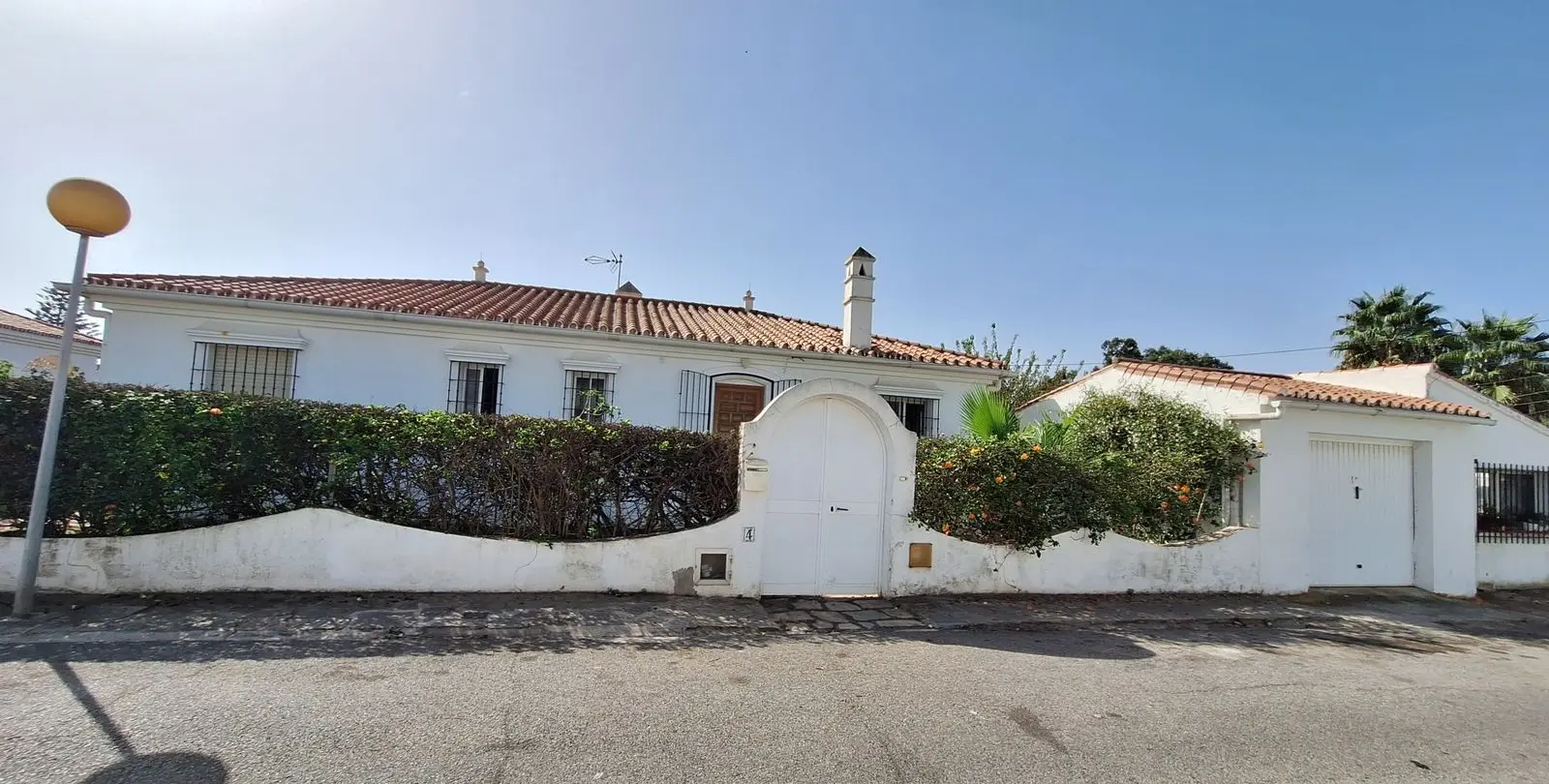 Venta de villa independiente en Estepona 25