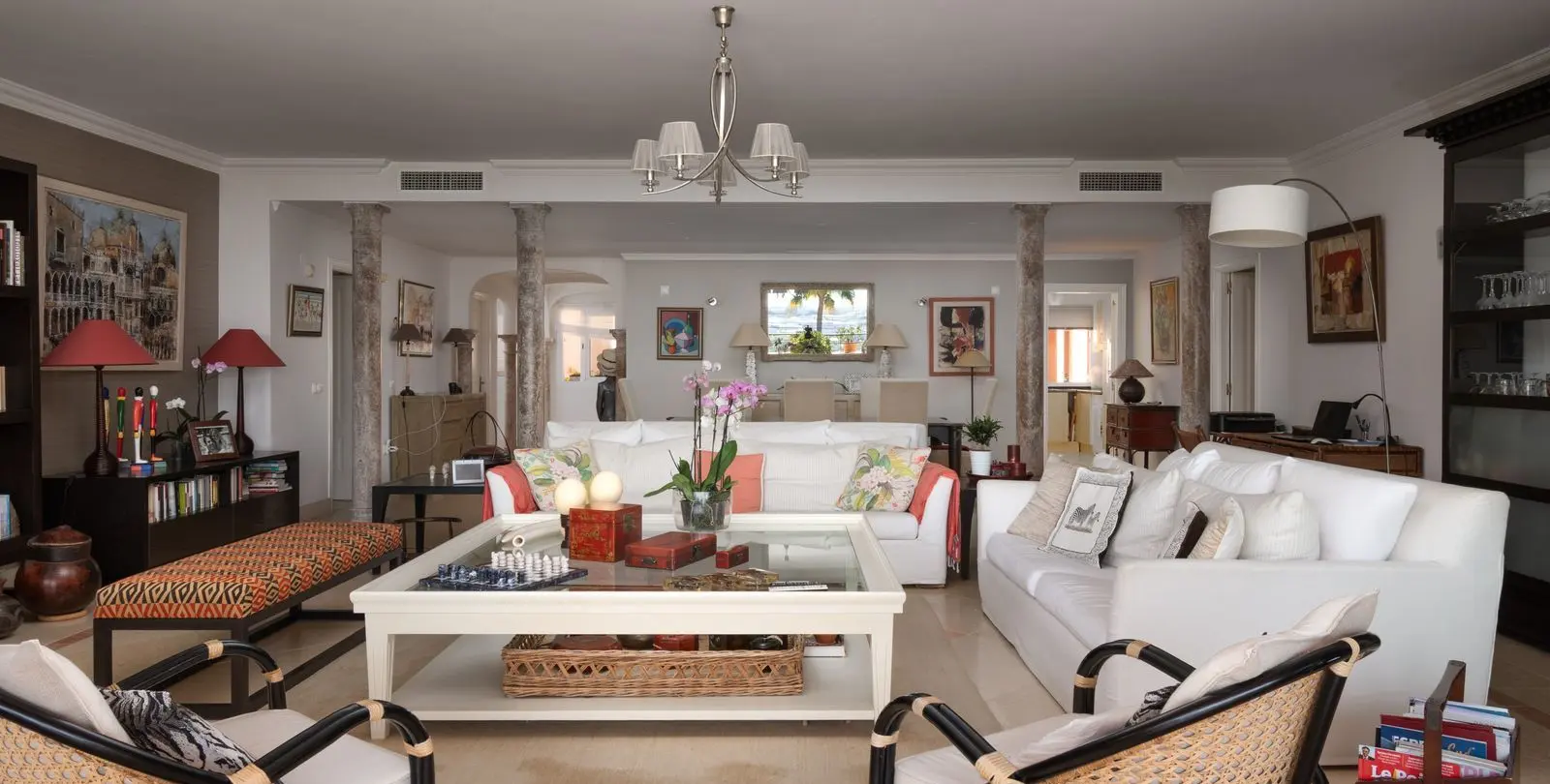 Sale of middle floor apartment in Nueva Andalucía 7