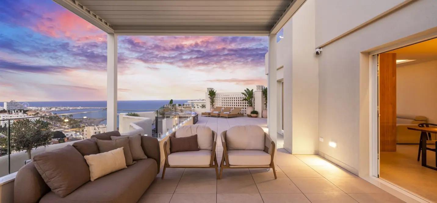 Sale of penthouse in Benalmadena Costa 2
