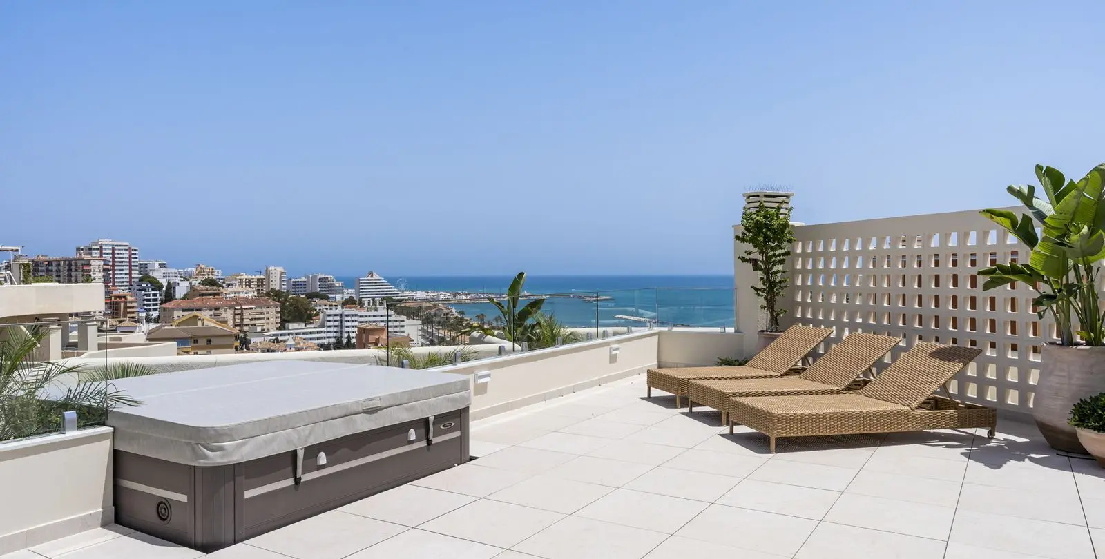 Продажа пентхауса в Benalmadena Costa 39