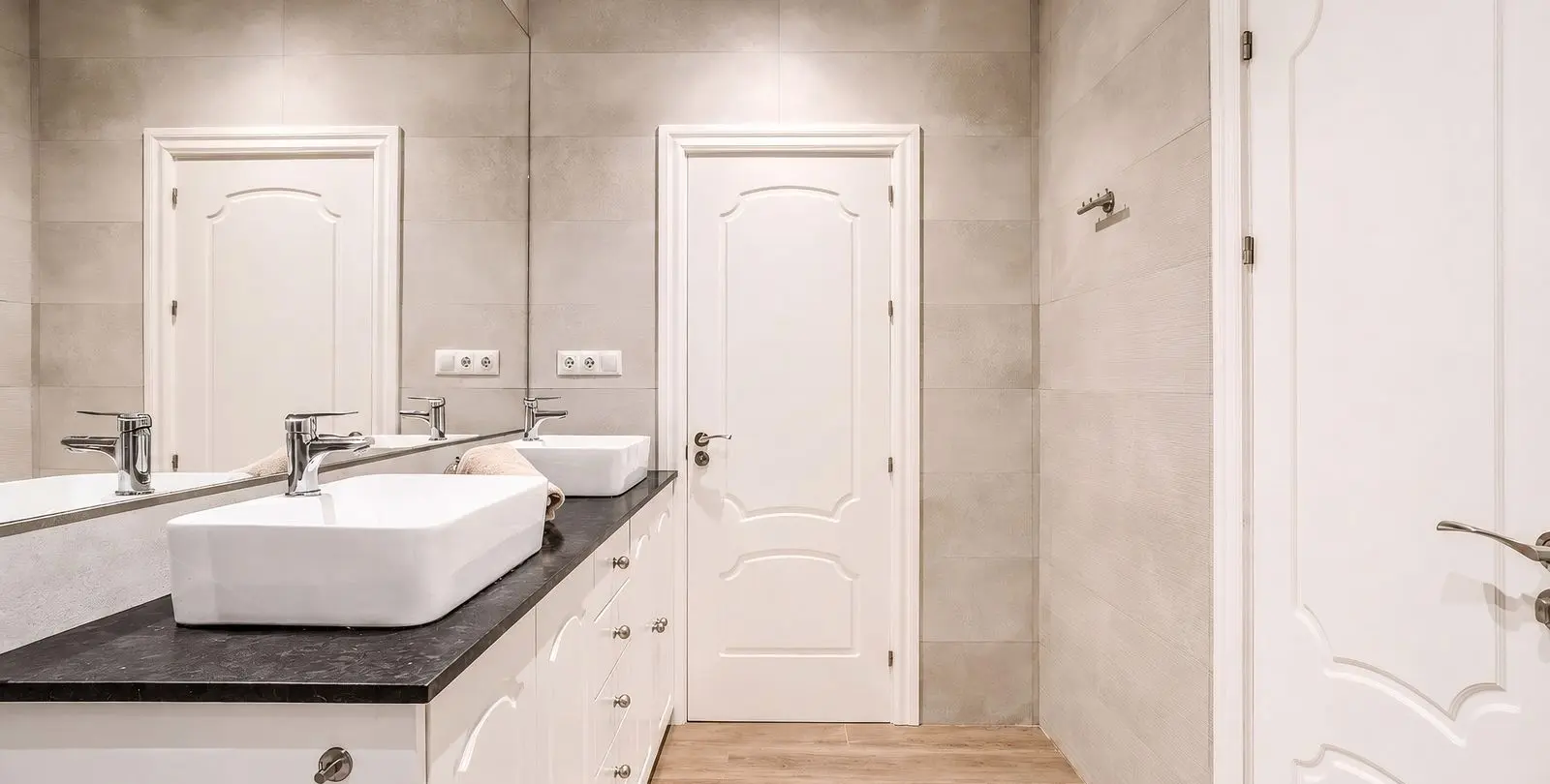 Sale of semi-detached house in Nueva Andalucía 32