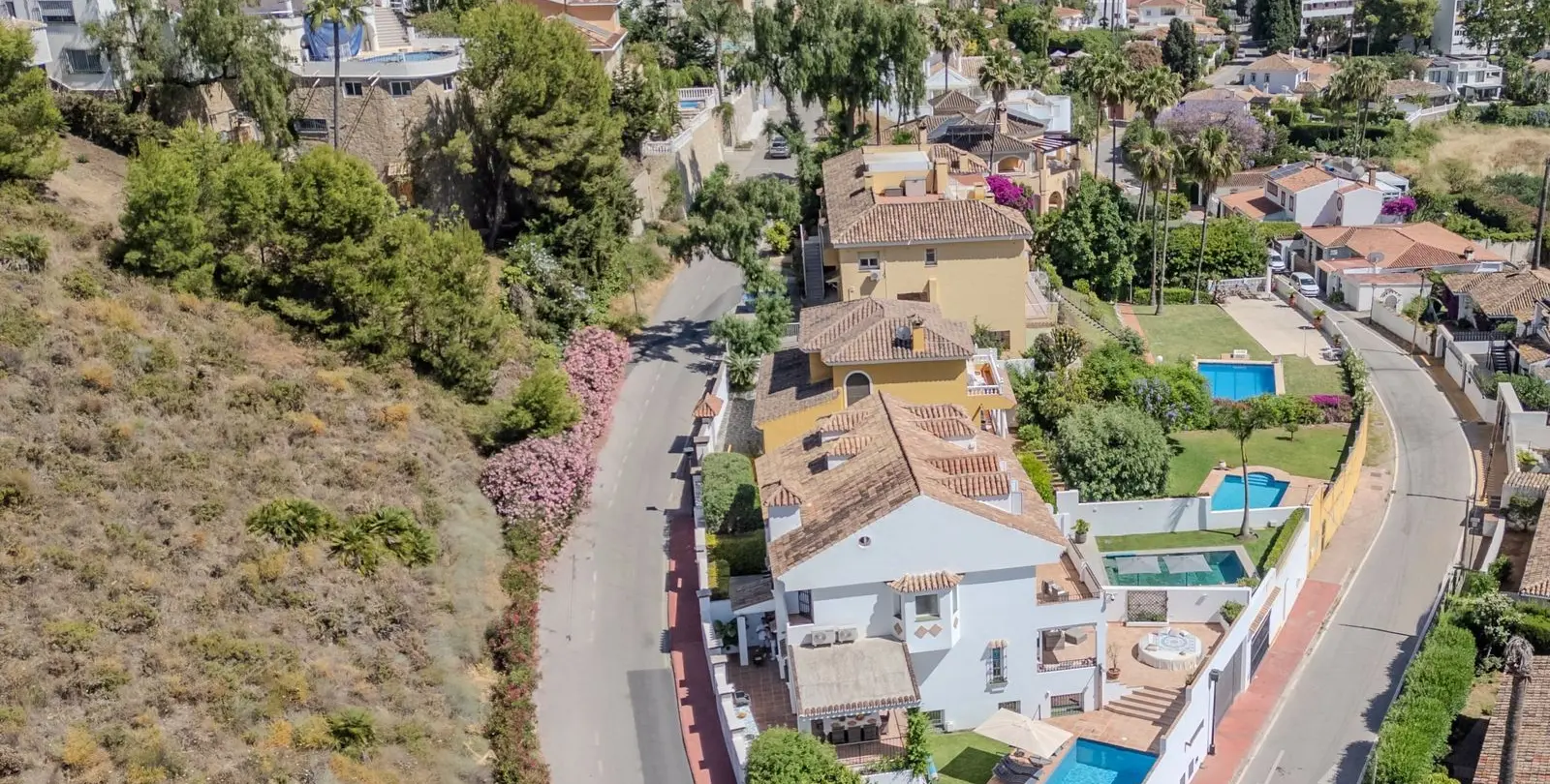 Sale of detached villa in Nueva Andalucía 52