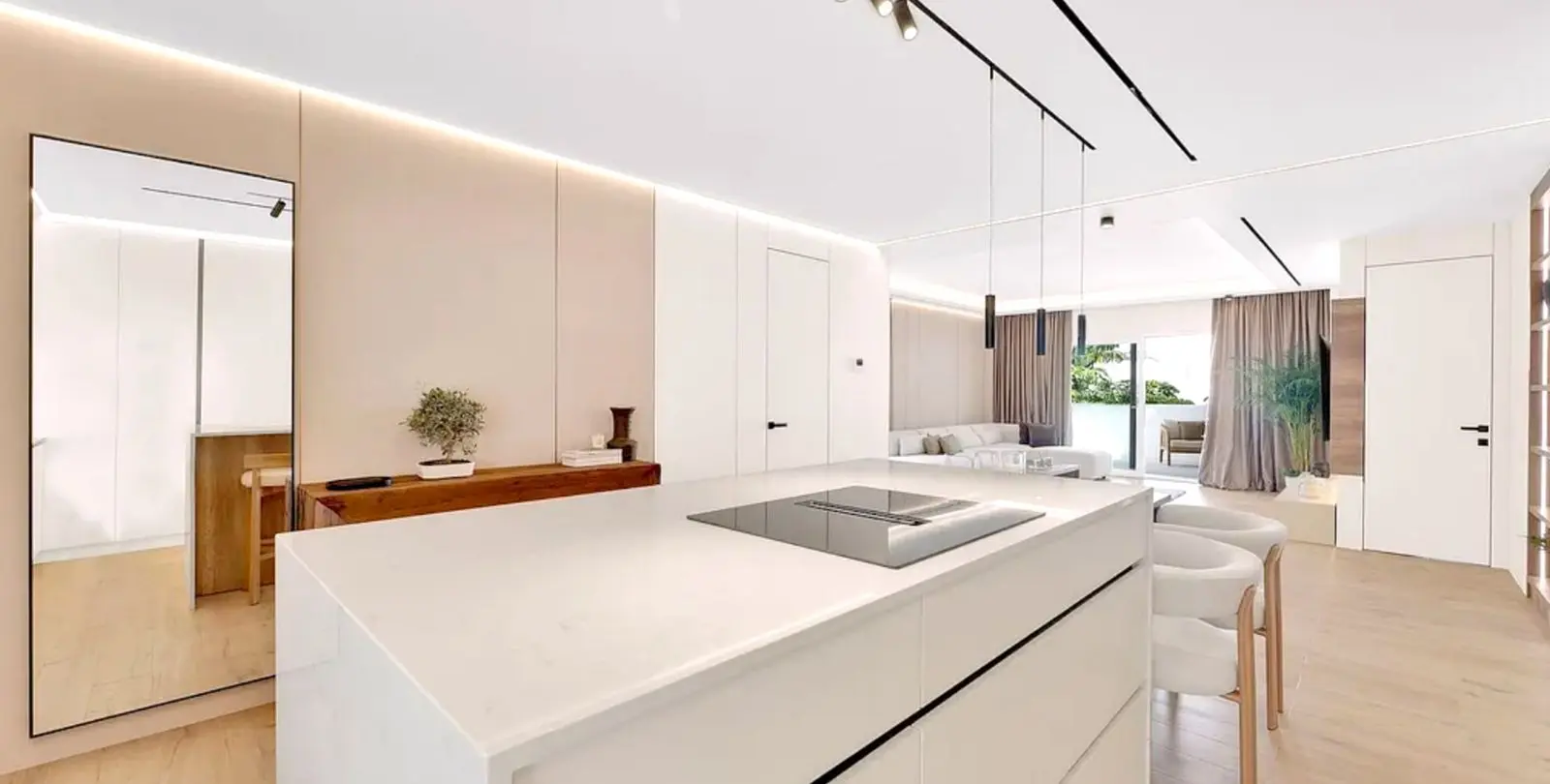 Venta de apartamento en planta media en Nagüeles 5
