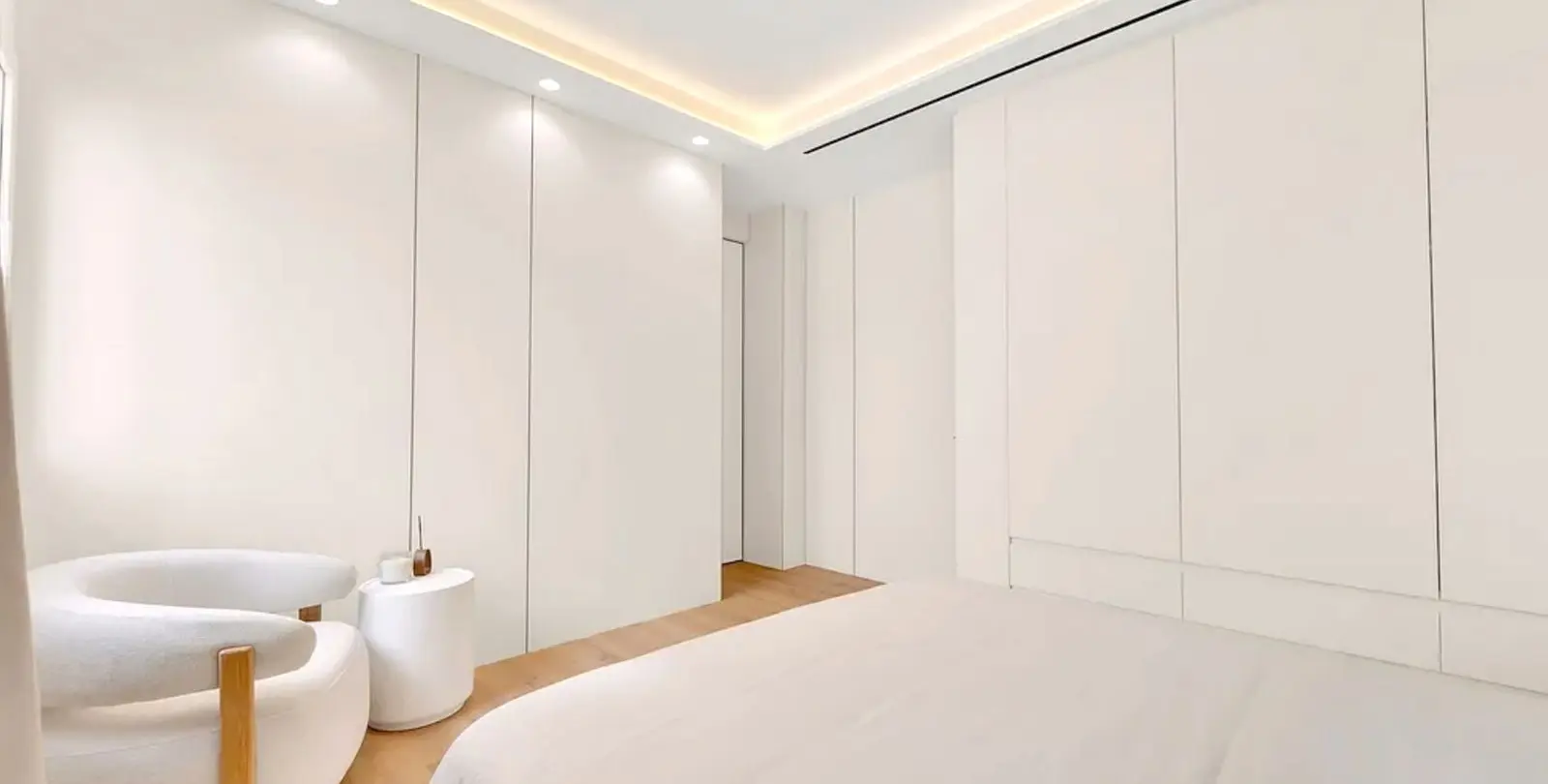 Venta de apartamento en planta media en Nagüeles 6
