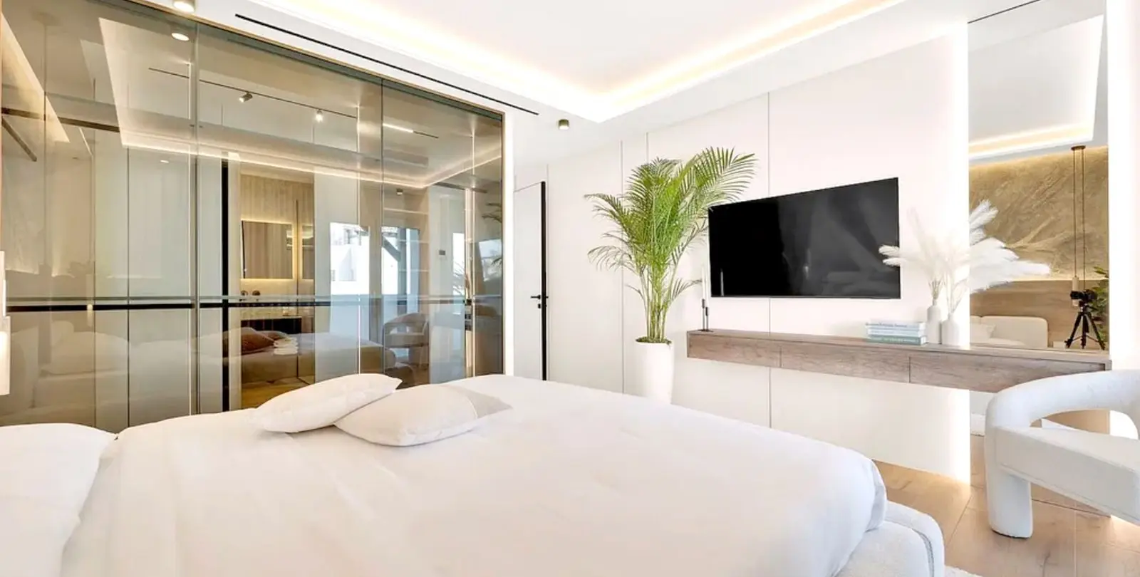 Venta de apartamento en planta media en Nagüeles 9
