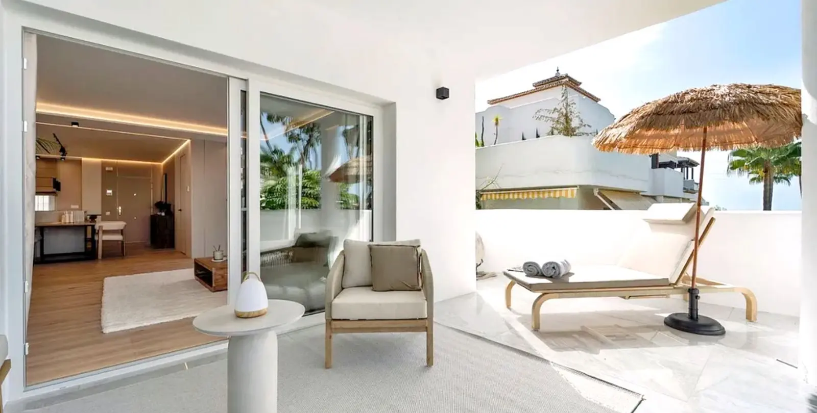 Venta de apartamento en planta media en Nagüeles 17