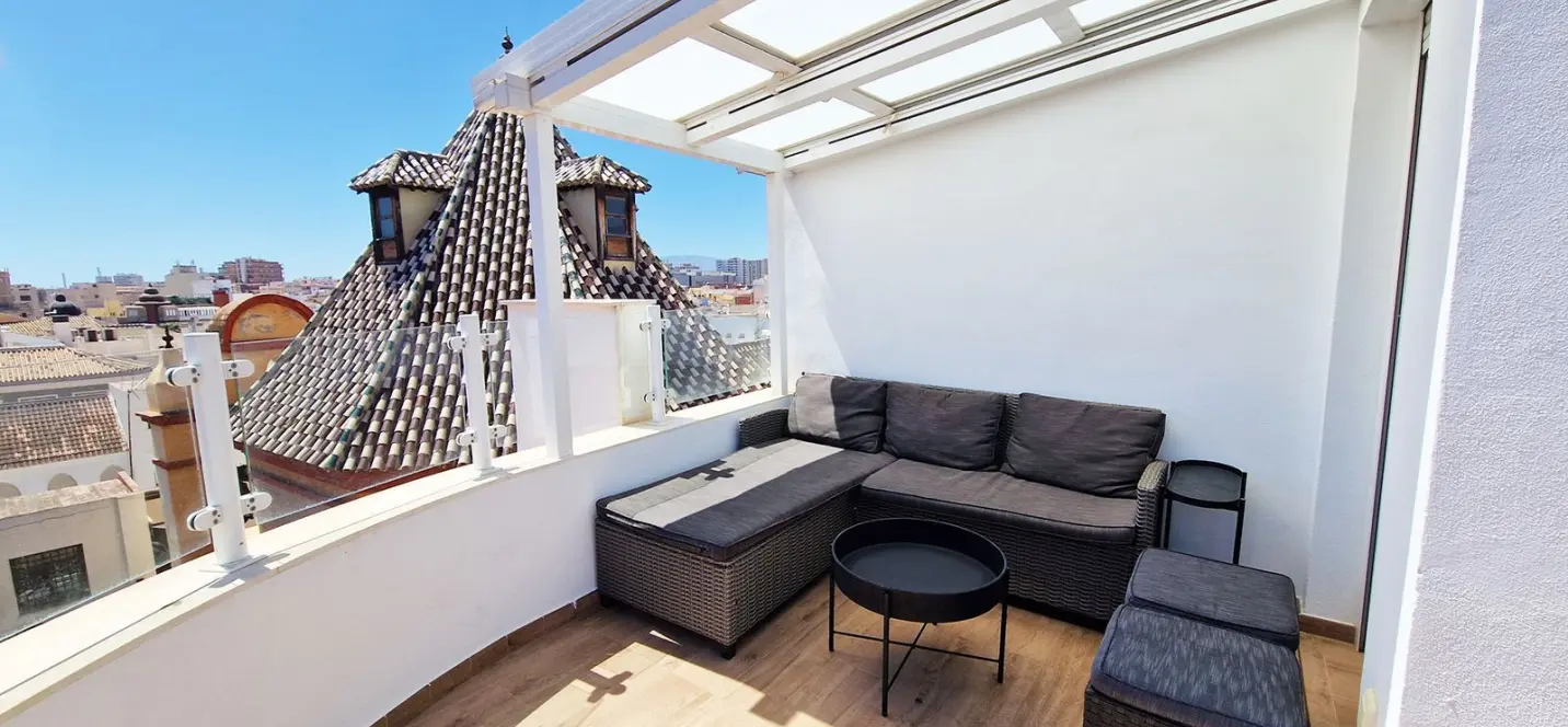 Sale of penthouse in Málaga 1