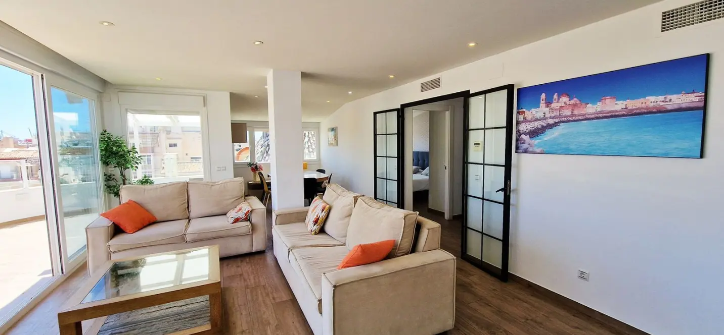 Sale of penthouse in Málaga 4