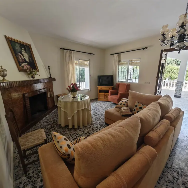 Venta de villa independiente en Estepona
