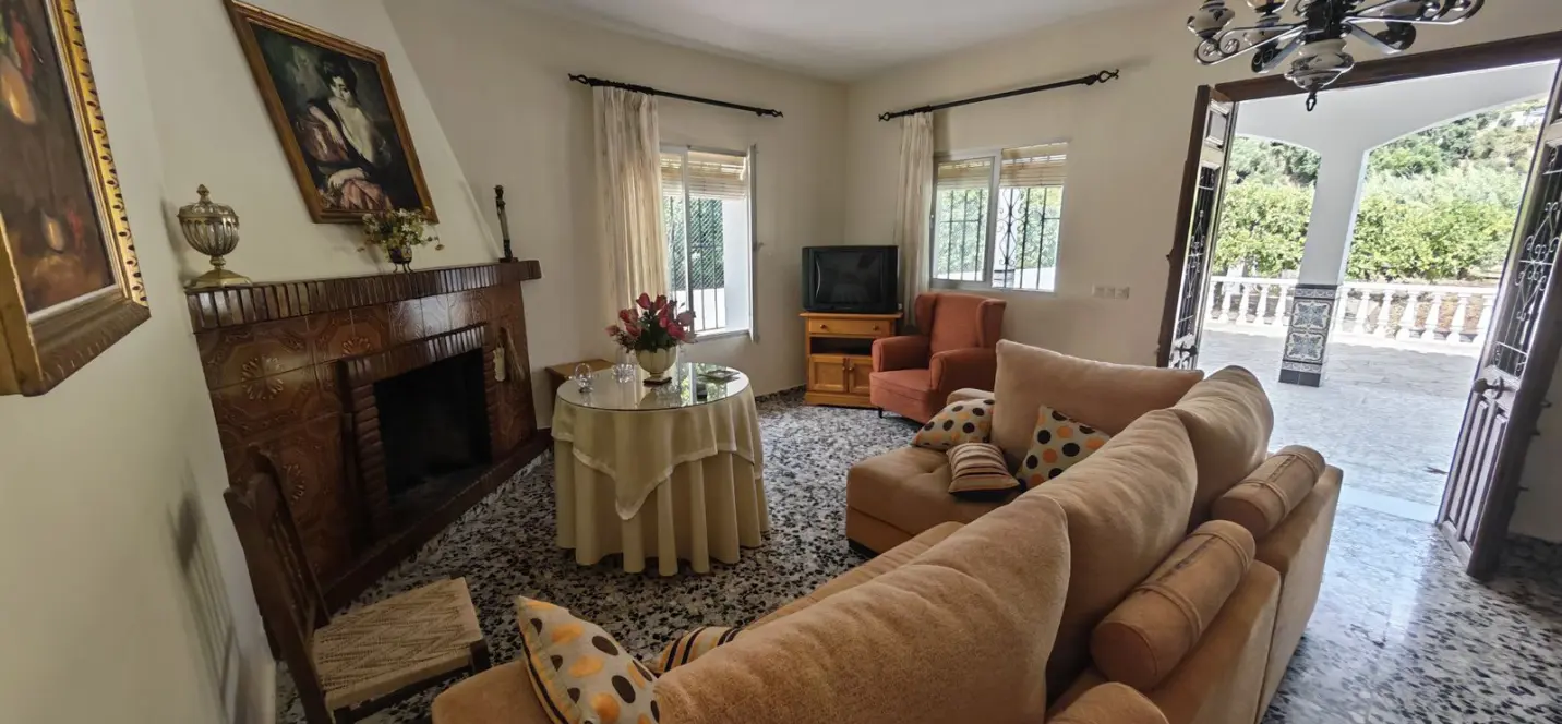 Venta de villa independiente en Estepona 3