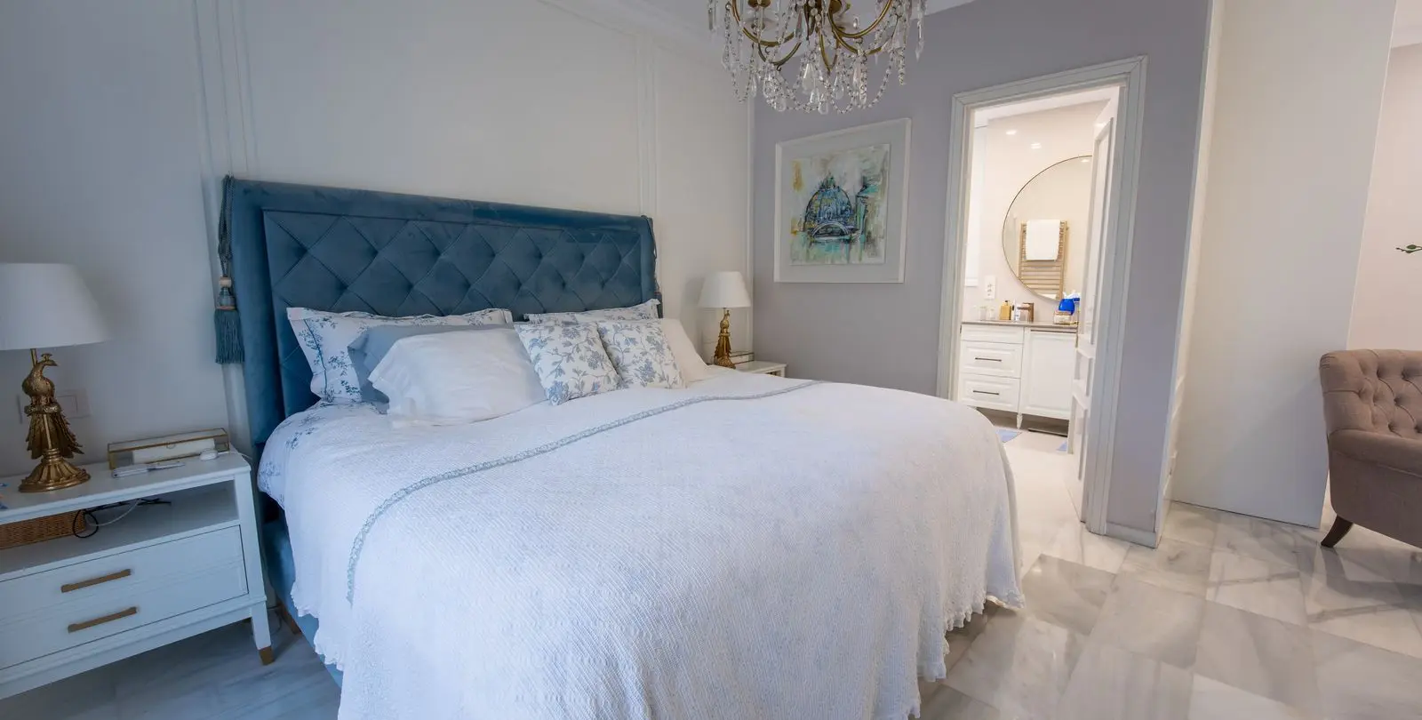 Venta de apartamento en planta media en Río Real 18