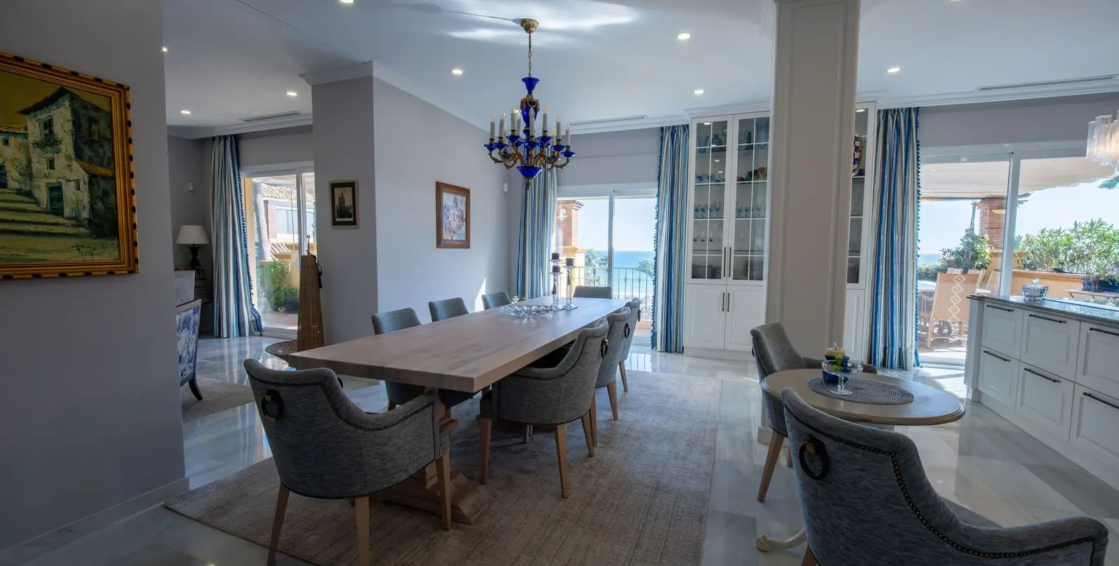 Venta de apartamento en planta media en Río Real 19