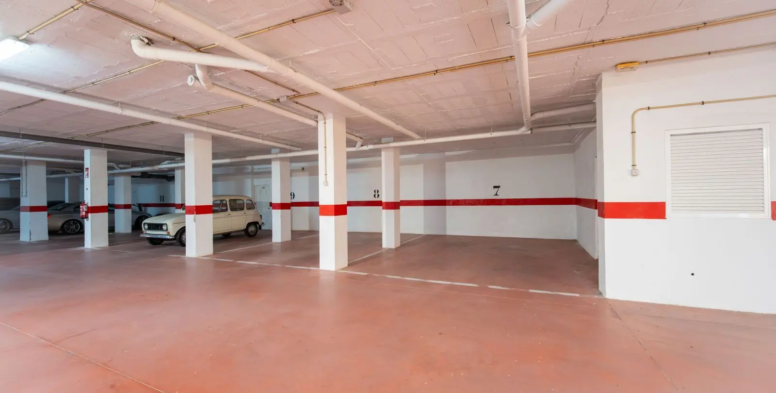 Venta de apartamento en planta media en Río Real 34