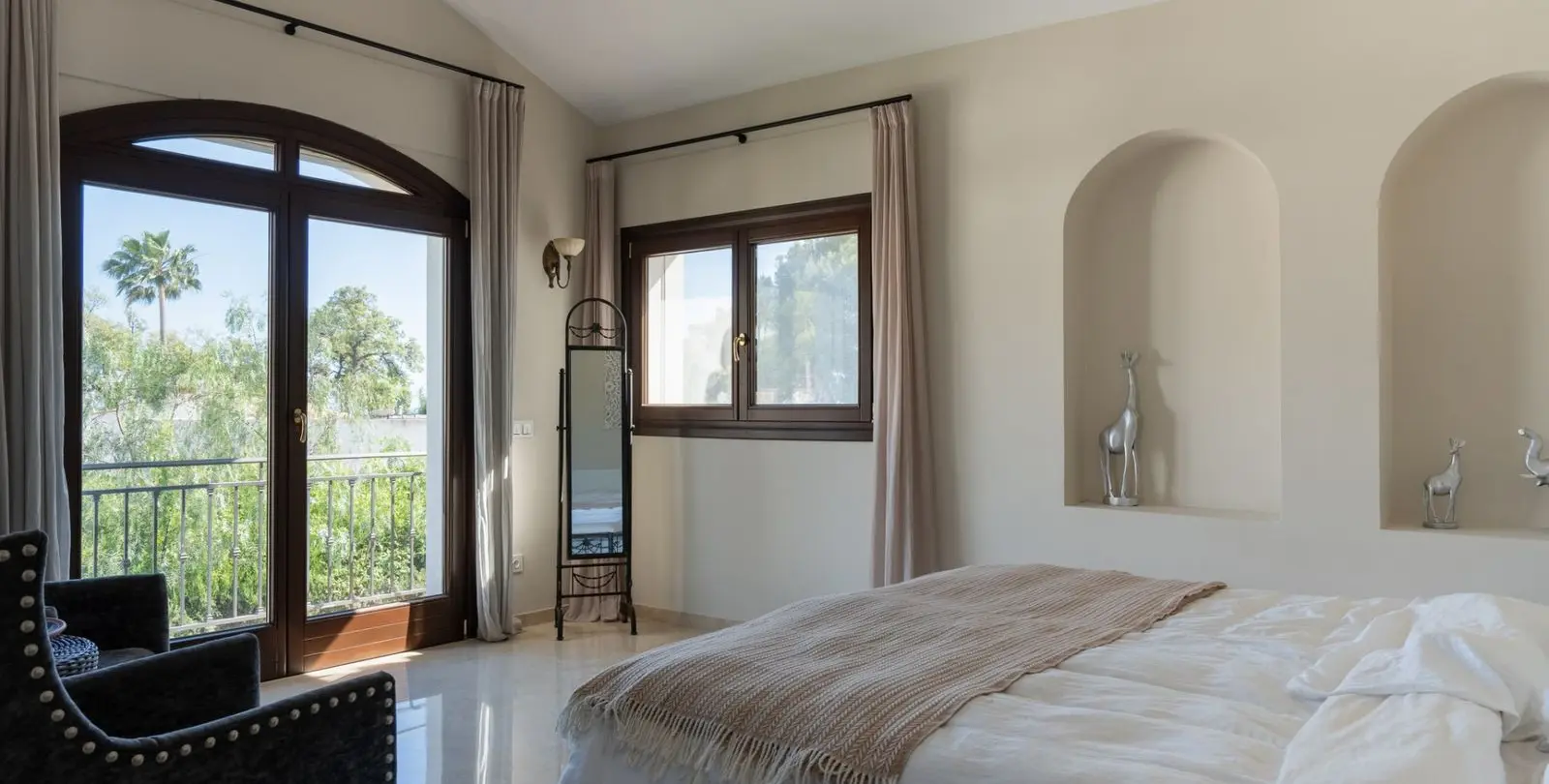 Venta de villa independiente en El Rosario 12