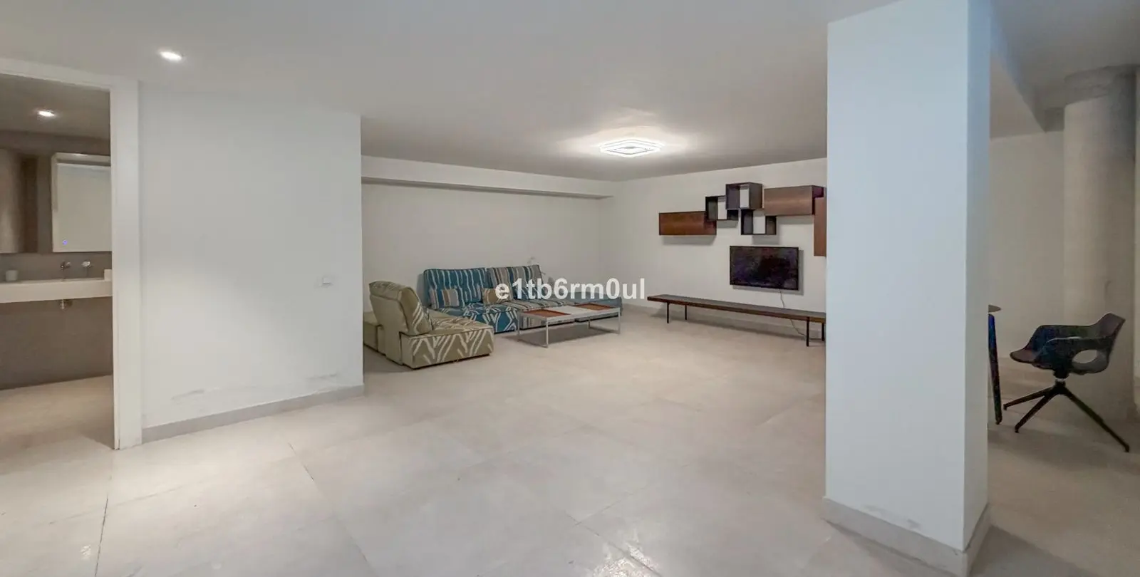 Sale of semi-detached house in The Golden Mile 9