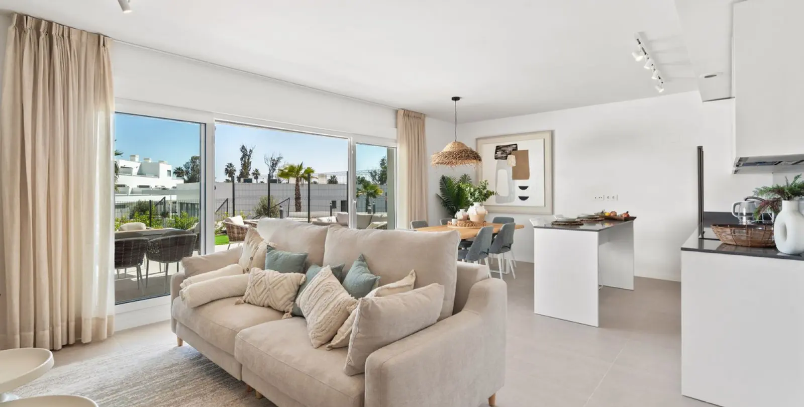 Alquiler a largo plazo de apartamento en planta baja en Bel Air 1