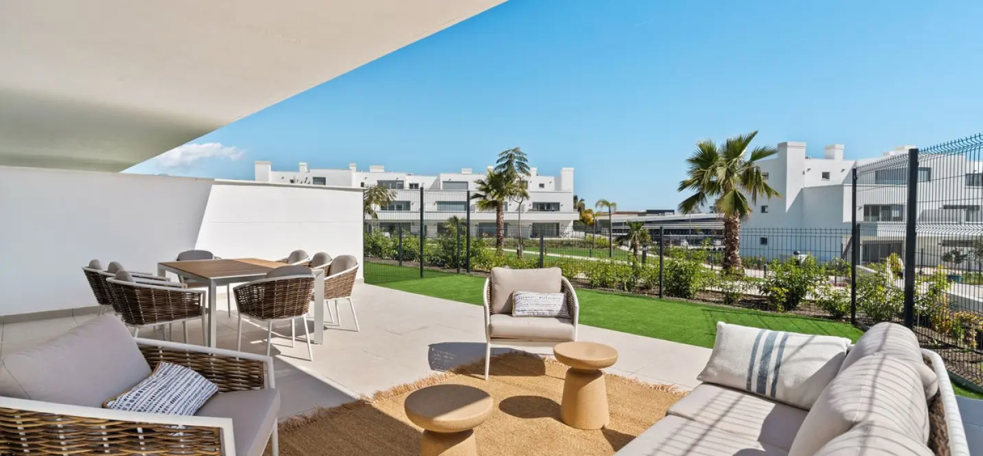 Alquiler a largo plazo de apartamento en planta baja en Bel Air 2