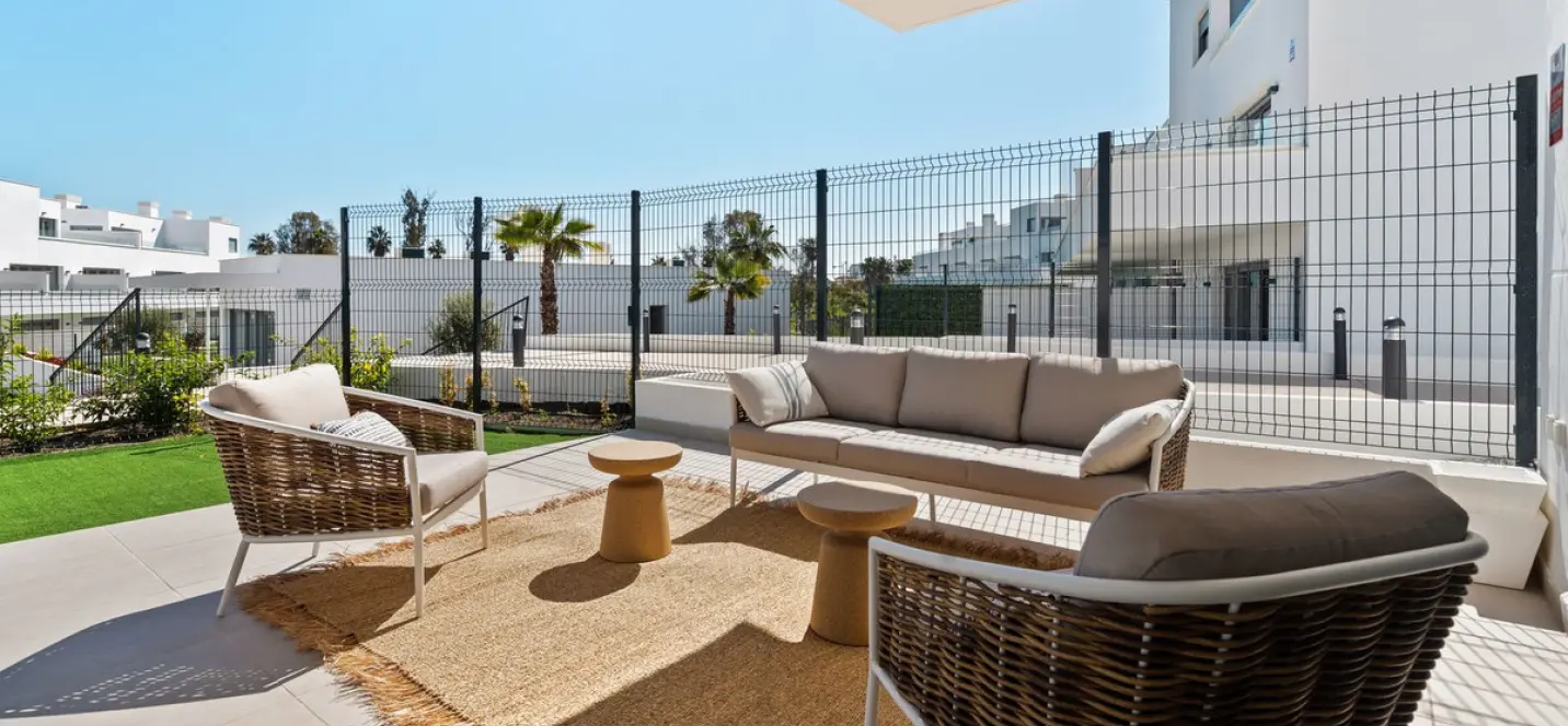 Alquiler a largo plazo de apartamento en planta baja en Bel Air 3