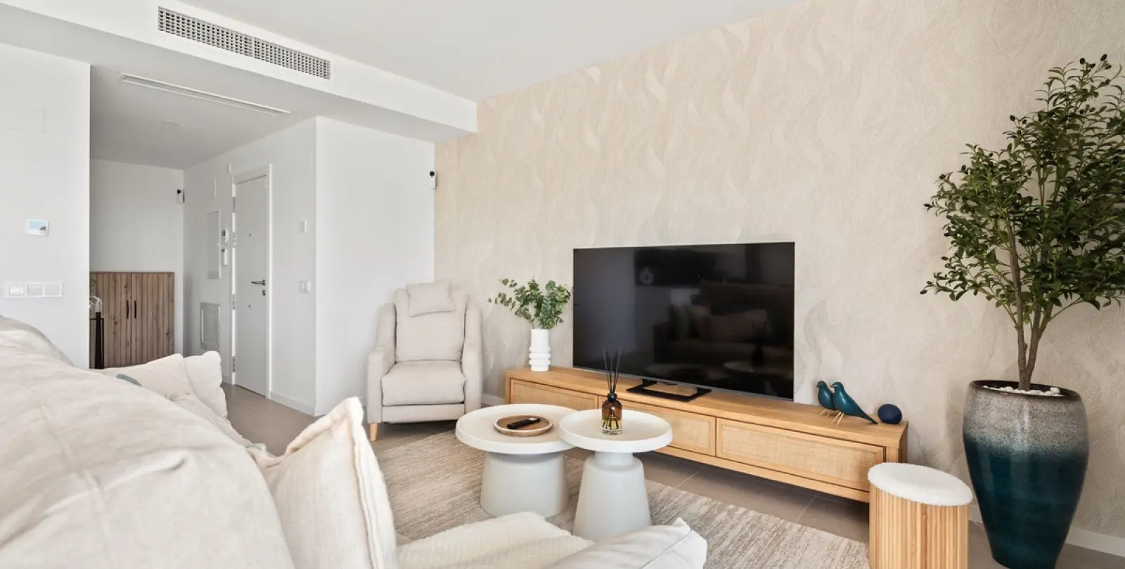 Alquiler a largo plazo de apartamento en planta baja en Bel Air 6