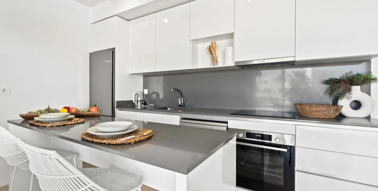 Alquiler a largo plazo de apartamento en planta baja en Bel Air 8