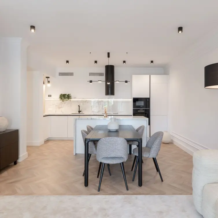Venta de apartamento en planta baja en Estepona