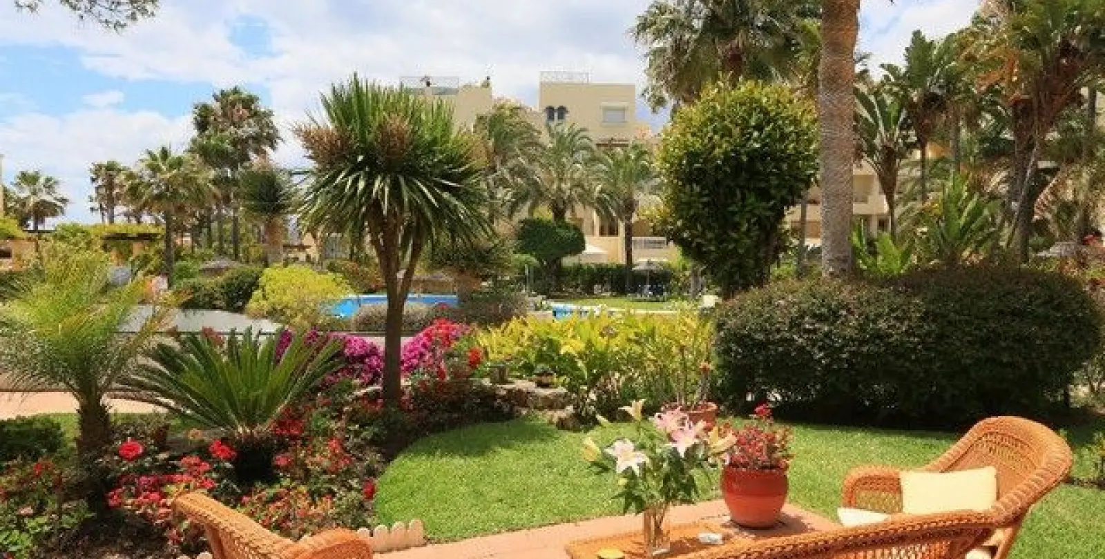 Venta de apartamento en planta baja en Elviria 4