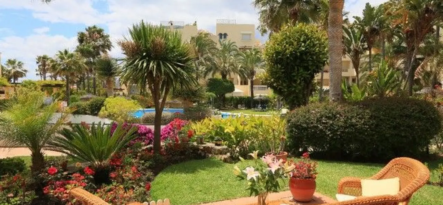Venta de apartamento en planta baja en Elviria 3