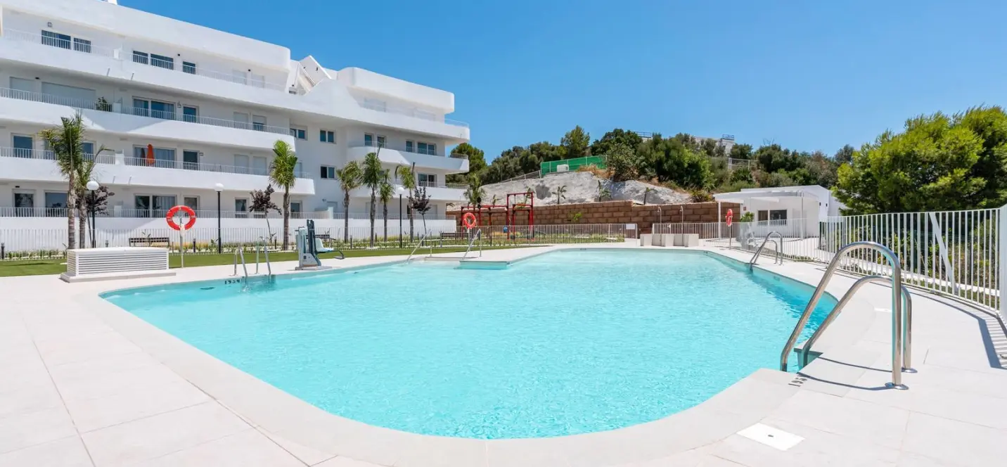 Venta de apartamento en planta baja en Los Pacos 1