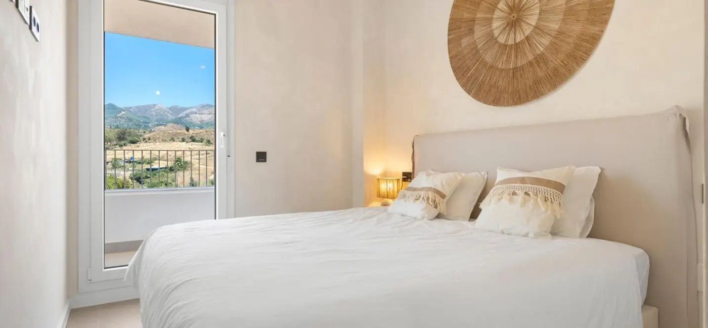 Venta de apartamento en planta baja en Los Pacos 3