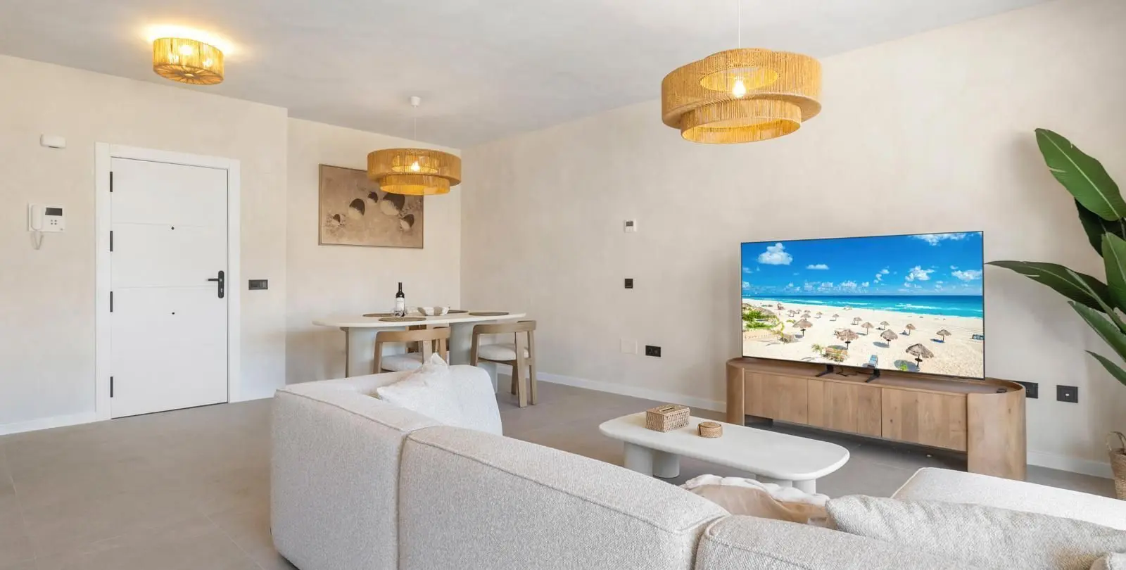 Venta de apartamento en planta baja en Los Pacos 14