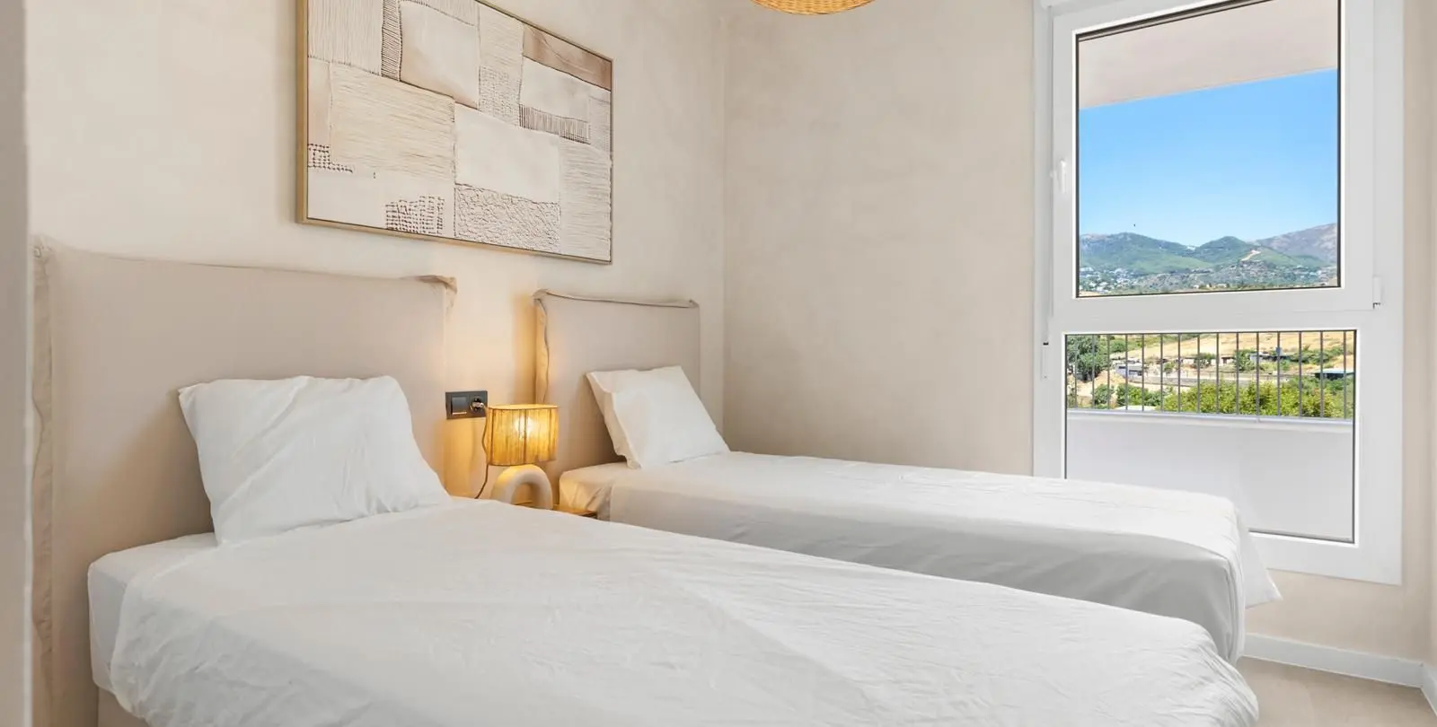 Venta de apartamento en planta baja en Los Pacos 19