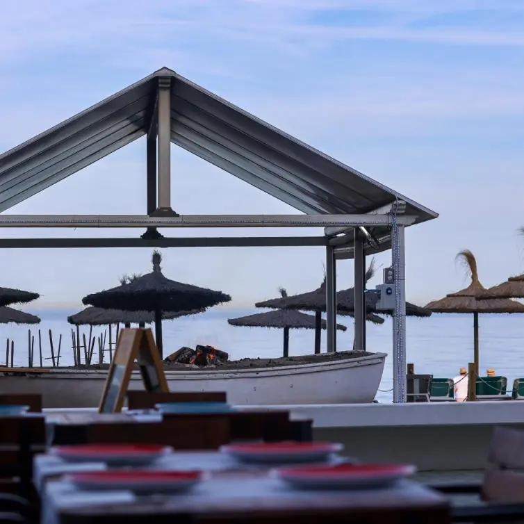 Sale of restaurant in La Duquesa