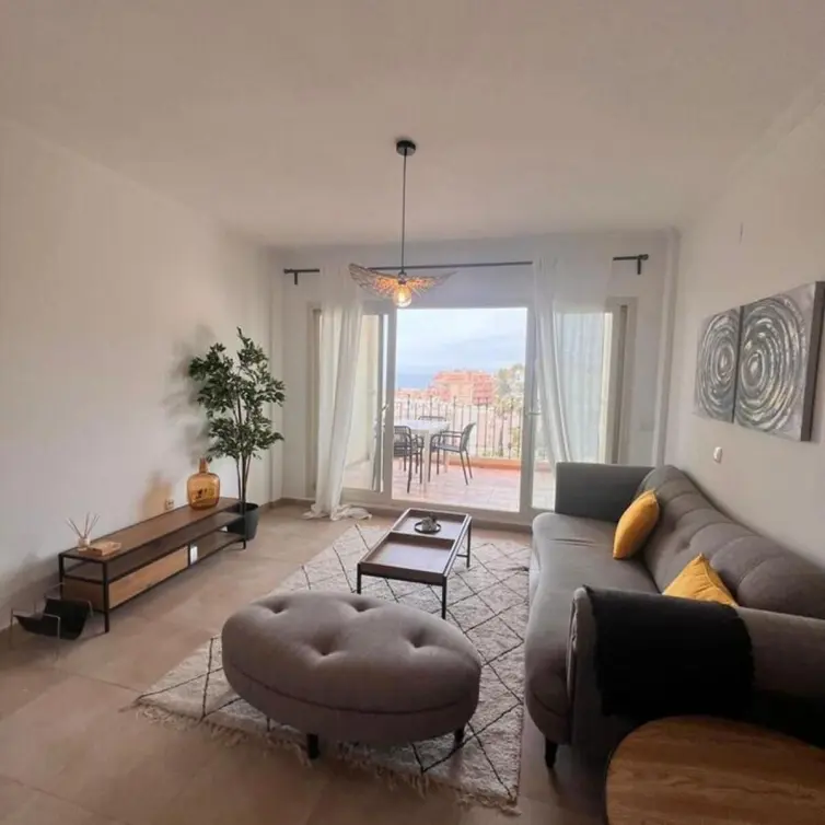 Venta de apartamento en planta media en Riviera del Sol