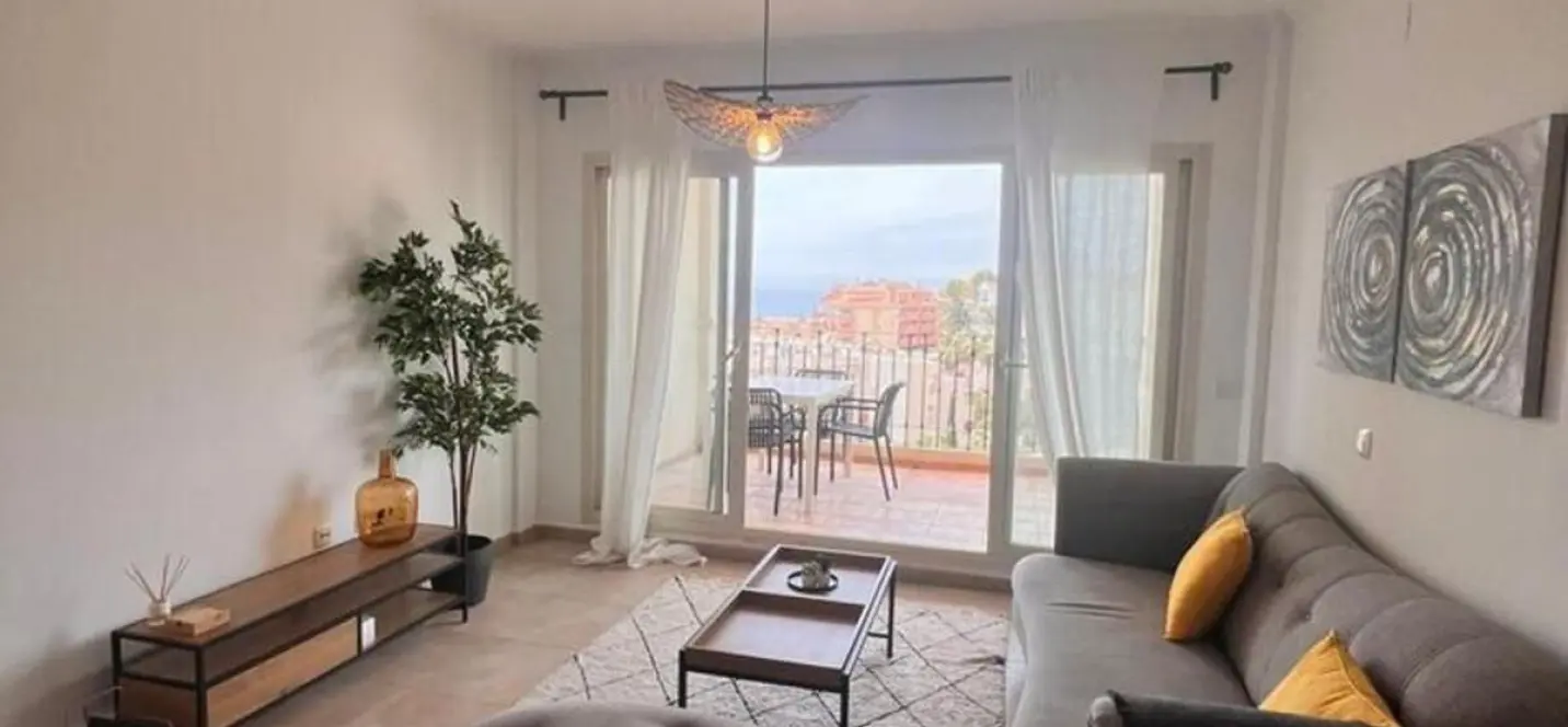 Venta de apartamento en planta media en Riviera del Sol 4