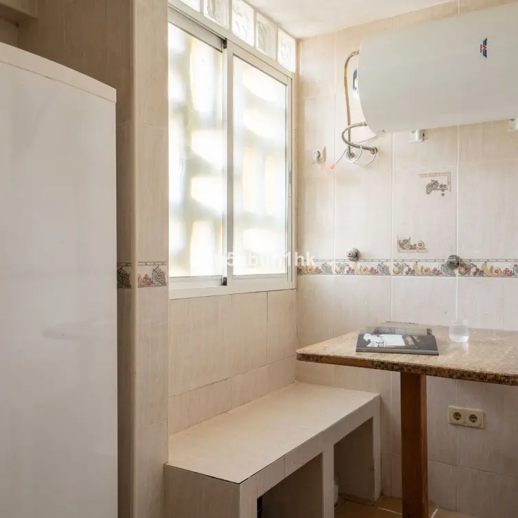 Sale of middle floor apartment in Fuengirola