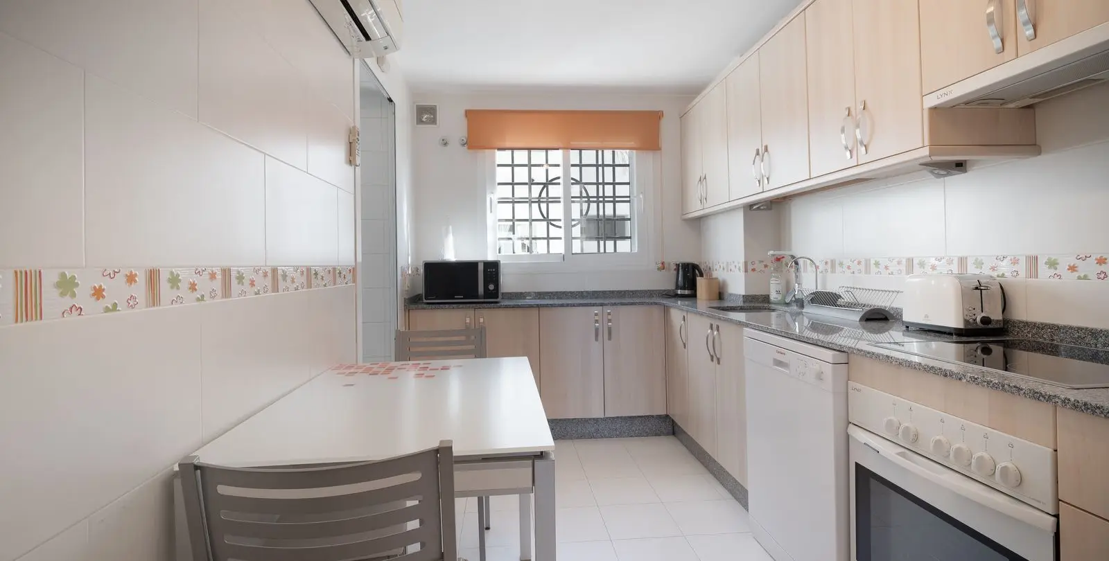 Sale of penthouse in Benalmadena Costa 10