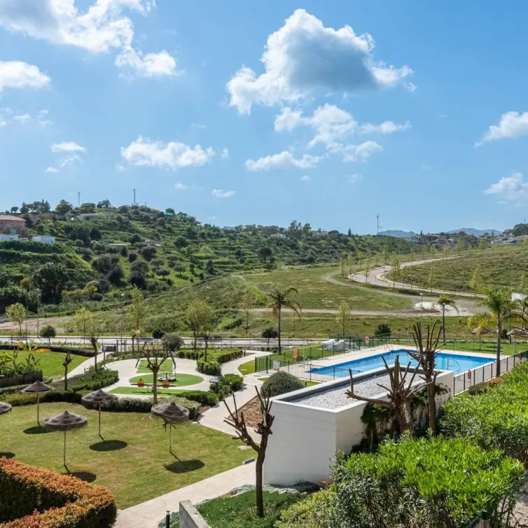 Venta de apartamento en planta media en La Cala de Mijas