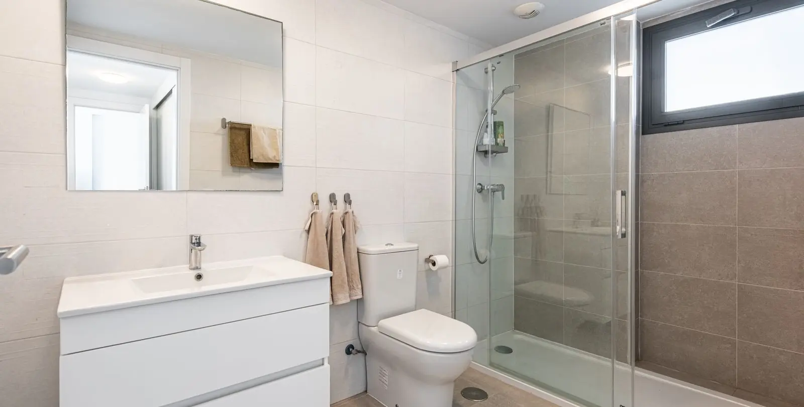 Venta de apartamento en planta media en La Cala de Mijas 13