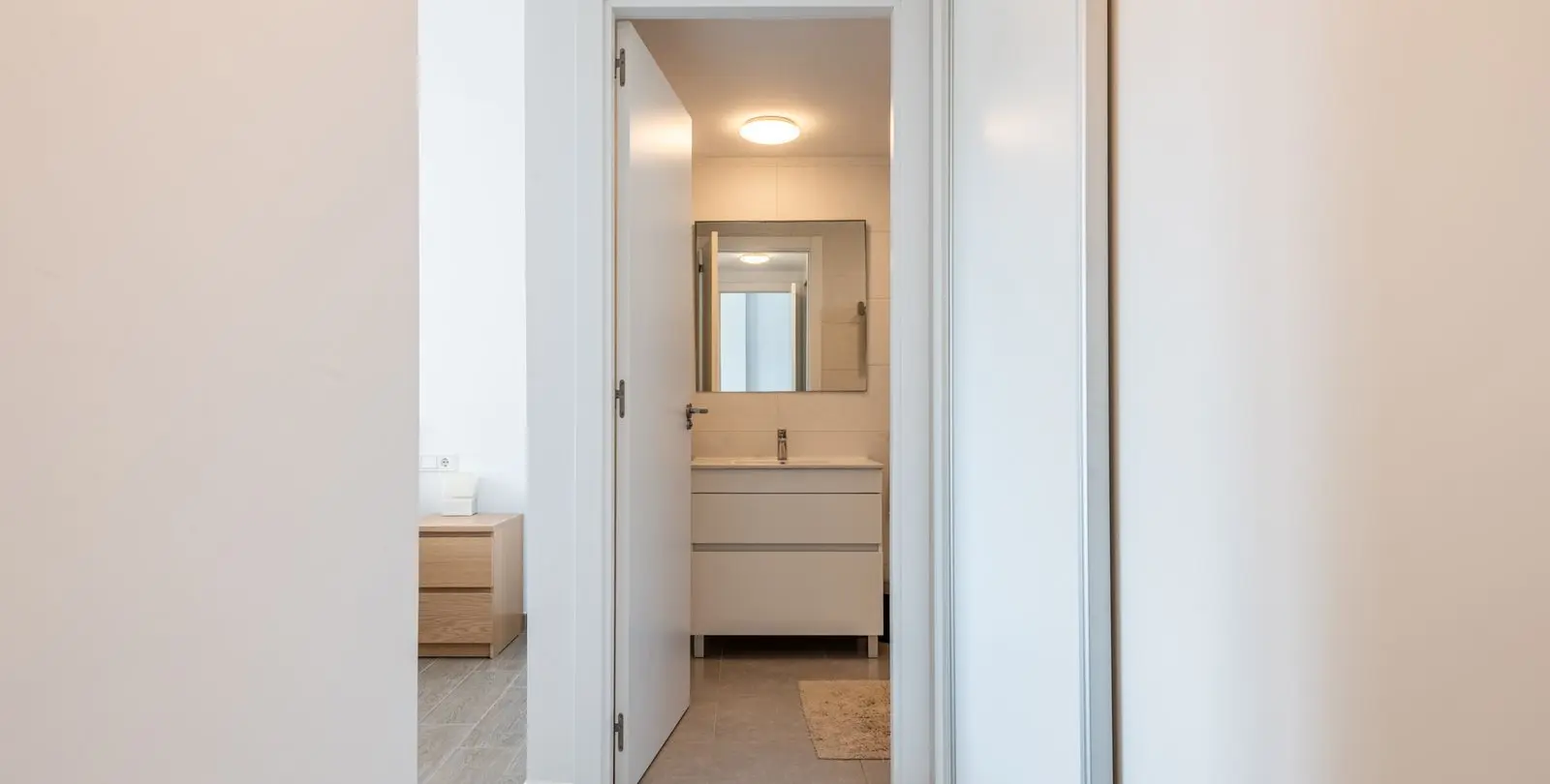 Venta de apartamento en planta media en La Cala de Mijas 14