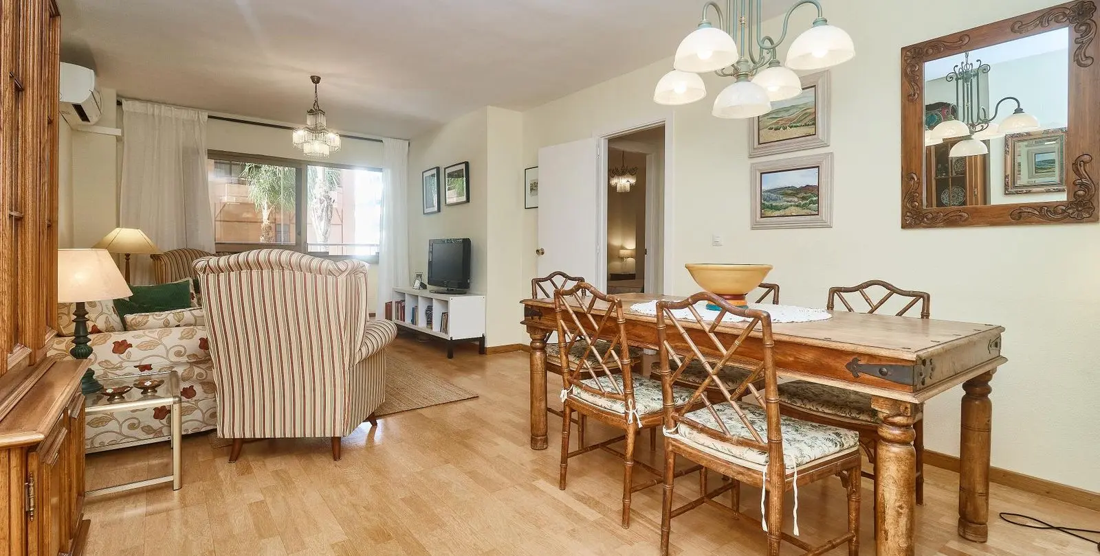 Sale of middle floor apartment in Fuengirola 3