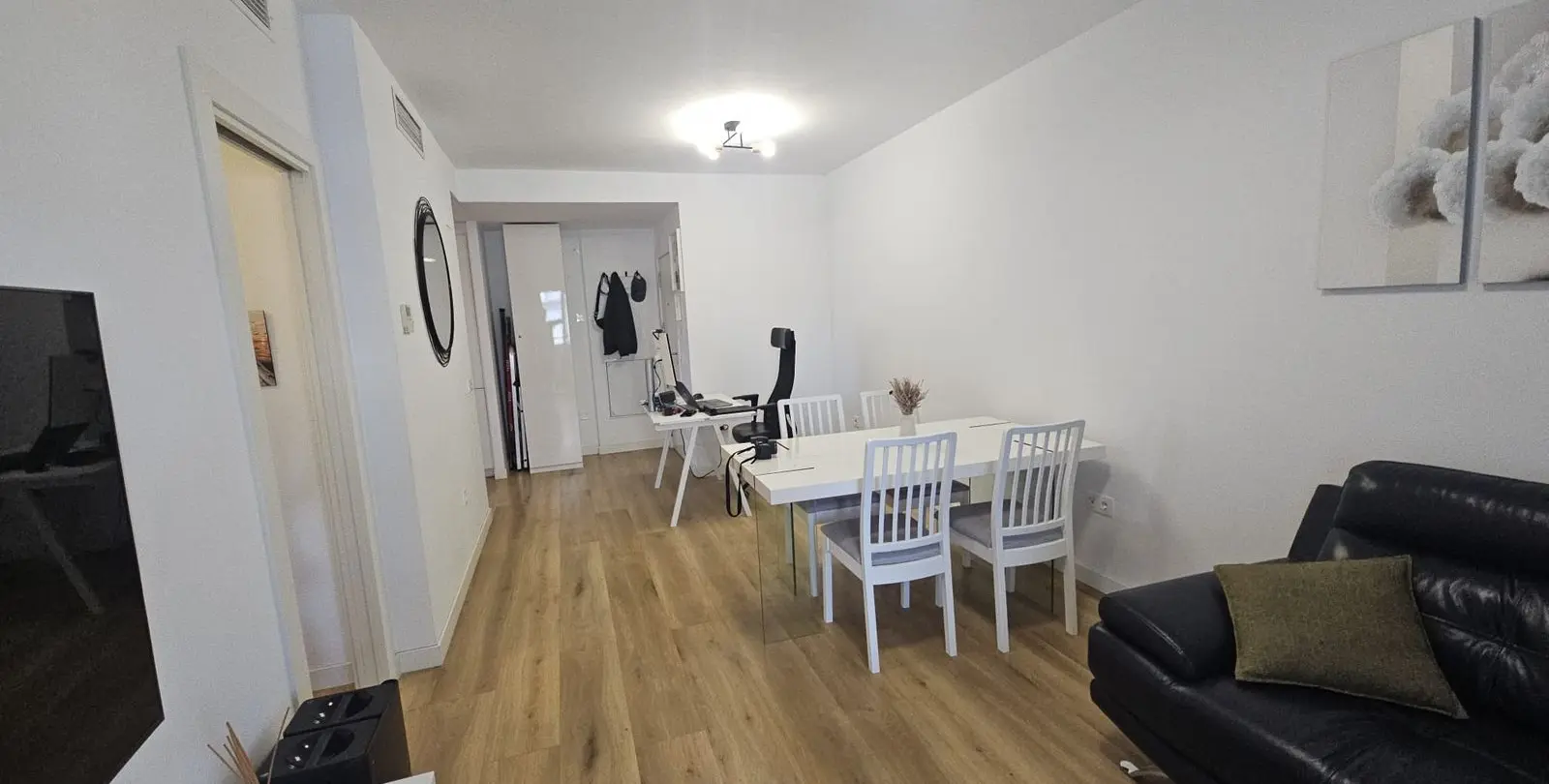 Sale of middle floor apartment in Fuengirola 3
