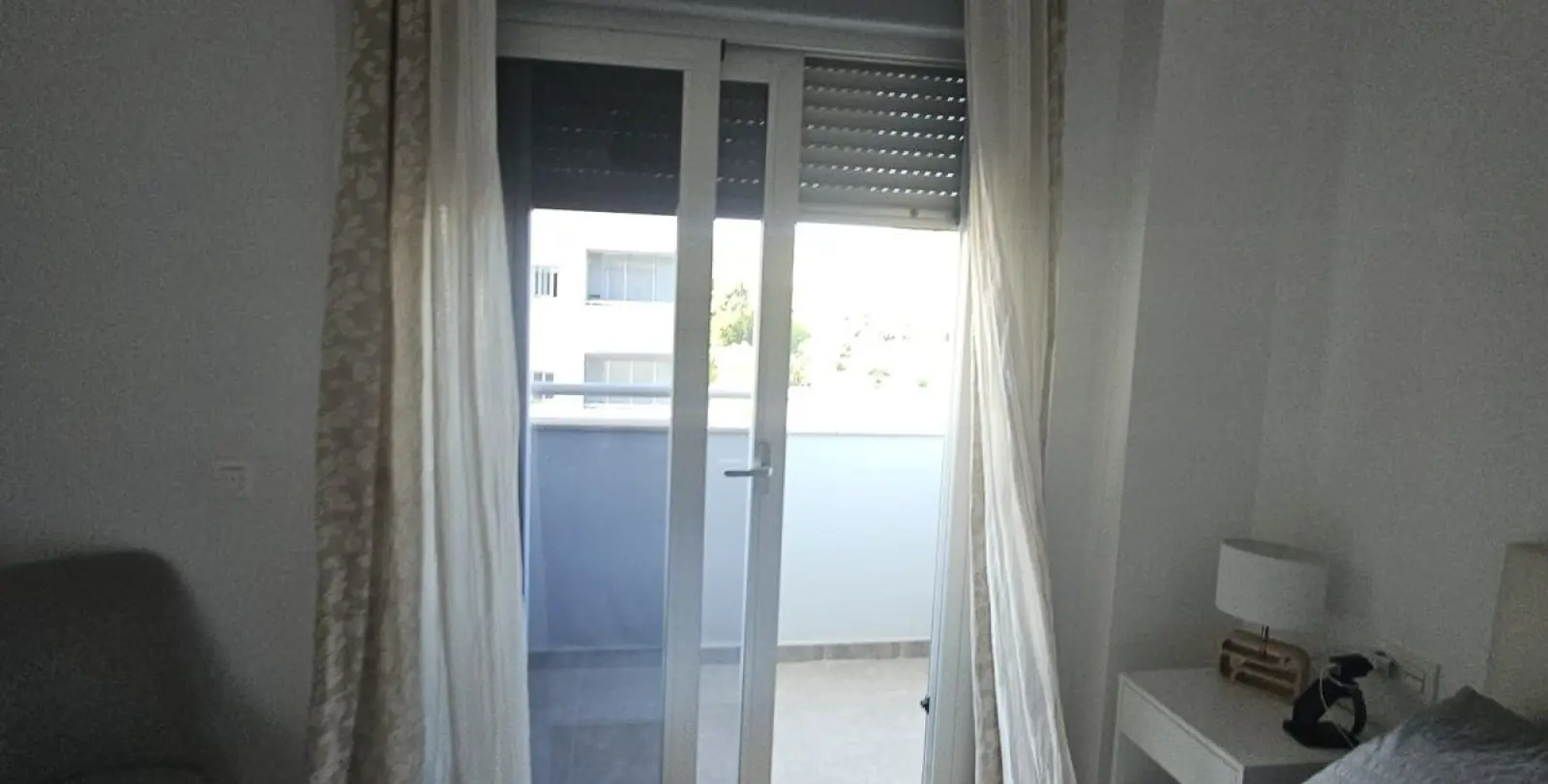 Sale of middle floor apartment in Fuengirola 13