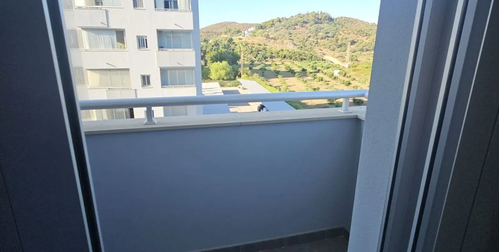 Sale of middle floor apartment in Fuengirola 18
